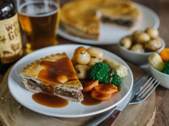 New Five Piece British Steak & Chicken Variety Pies